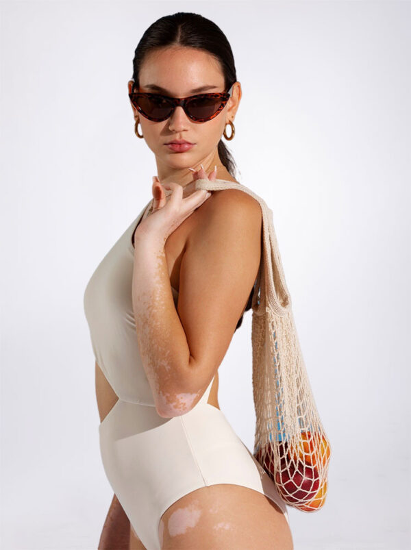 Vestido Midi Elegante de Cetim - Imagem 3